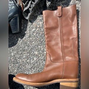 HELMET LANG BEAUTIFUL TALL LIGHT BROWN LEATHER BOOTS, sz 7, soles great